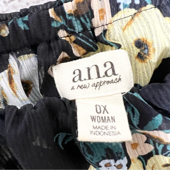 Sheer Black Floral Ruffled Off Shoulder Flowy Blouse Top Size 0X - Picture 7 of 8